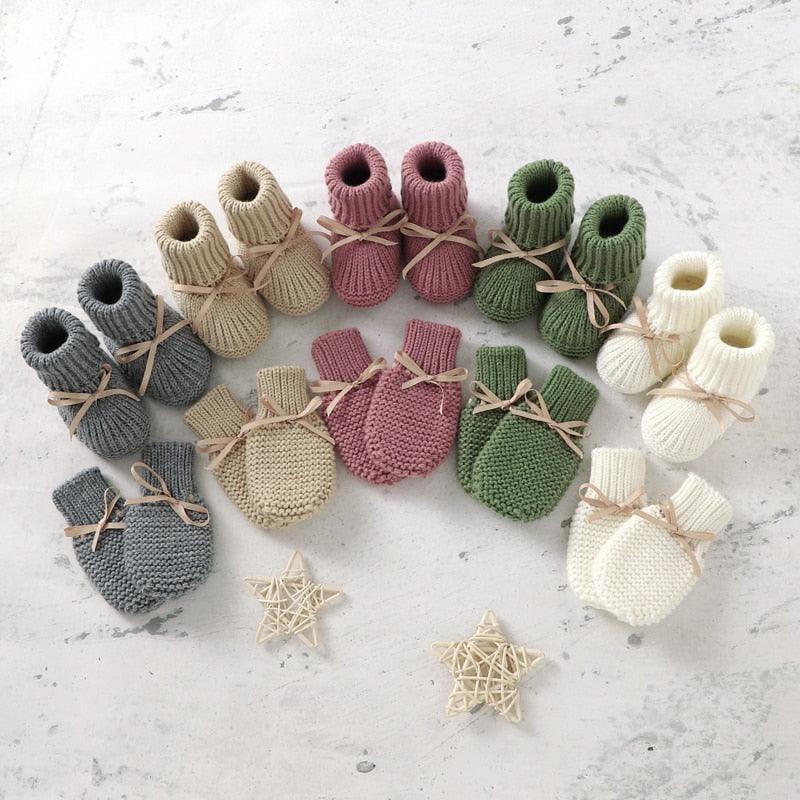 Schattige Gebreide Babyschoenen en Wanten Set